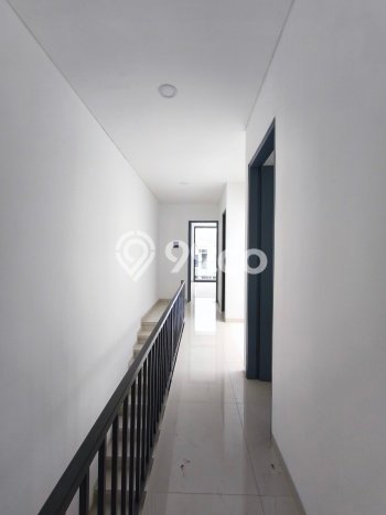 Rumah Mewah LB 160m2 Siap Huni Desain Elegan di Metland Puri, Jakarta Barat Rumah Mewah LB 160m2 Siap Huni Desain Elegan di Metland Puri, Jakarta Barat