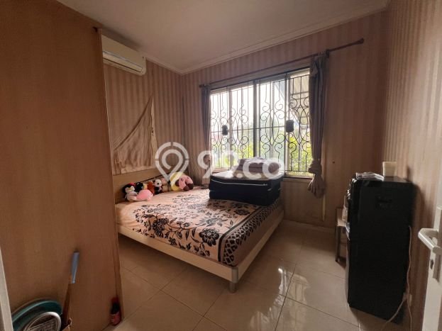 For Sale! Luxury House LT 180m2 Desain Elegan di Alam Sutera For Sale! Luxury House LT 180m2 Desain Elegan di Alam Sutera