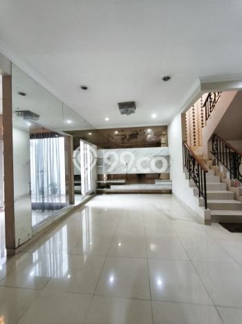 Rumah LT 200m² / LB 285m² Pemandangan Laut di Gading Serpong, Tangerang Rumah LT 200m² / LB 285m² Pemandangan Laut di Gading Serpong, Tangerang
