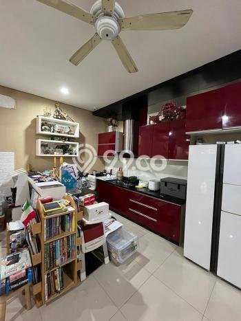 Dijual Rumah Mewah Megah Dengan View Eksklusif di Green Lake City, Jakarta Barat Dijual Rumah Mewah Megah Dengan View Eksklusif di Green Lake City, Jakarta Barat