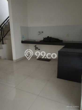 SPECIAL RATE! Rumah area , 2 KM, Lingkungan Asri, LT 90m2m² Bangunan 131m2m² SPECIAL RATE! Rumah area , 2 KM, Lingkungan Asri, LT 90m2m² Bangunan 131m2m²