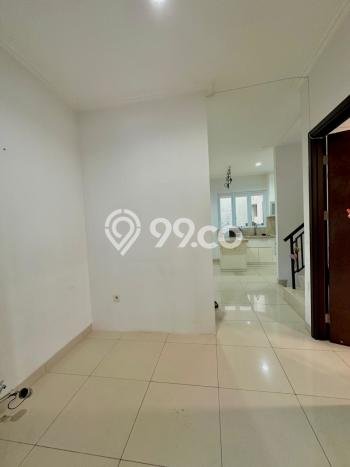 Dijual Hunian Rumah Nyaman 2 KT di Green Lake City, Jakarta Barat Dijual Hunian Rumah Nyaman 2 KT di Green Lake City, Jakarta Barat