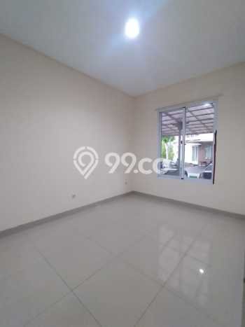 Rumah Elit Modern Tanpa Renovasi di Green Lake City Jakarta Barat Rumah Elit Modern Tanpa Renovasi di Green Lake City Jakarta Barat