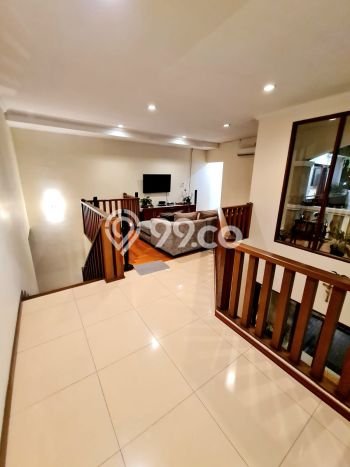 Rumah Mewah LB 400m2 Siap Huni Desain Elegan di Alam Sutera, Tangerang Rumah Mewah LB 400m2 Siap Huni Desain Elegan di Alam Sutera, Tangerang
