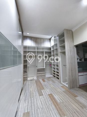 Rumah LT 200m² / LB 285m² Pemandangan Laut di Gading Serpong, Tangerang Rumah LT 200m² / LB 285m² Pemandangan Laut di Gading Serpong, Tangerang