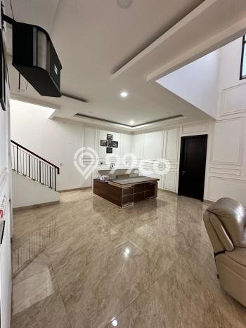 Rumah di Alam Sutera, Tangerang, Luas 480m² Bangunan 400m² Rumah di Alam Sutera, Tangerang, Luas 480m² Bangunan 400m²