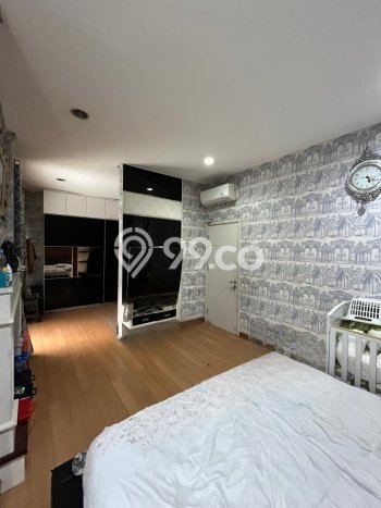 Dijual Rumah Mewah Megah Dengan View Eksklusif di Green Lake City, Jakarta Barat Dijual Rumah Mewah Megah Dengan View Eksklusif di Green Lake City, Jakarta Barat