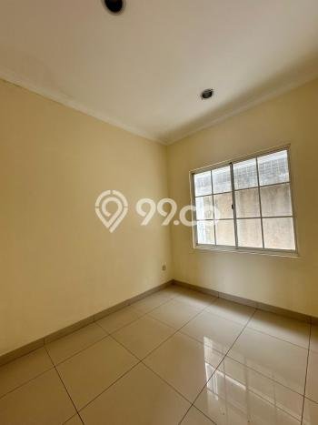 For Sale Hunian Rumah Terawat 3 KT di Green Lake City, Jakarta Barat For Sale Hunian Rumah Terawat 3 KT di Green Lake City, Jakarta Barat