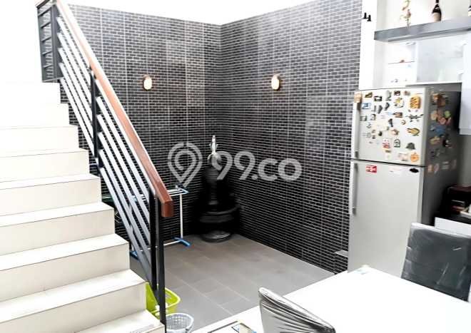 Jual Segera Rumah LT 200m² / LB 150m² di Kawasan Bisnis Alam Sutera, Tangerang Jual Segera Rumah LT 200m² / LB 150m² di Kawasan Bisnis Alam Sutera, Tangerang