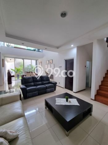 Rumah Luxury Modern Tanpa Renovasi di Pondok Pucung Tangerang Rumah Luxury Modern Tanpa Renovasi di Pondok Pucung Tangerang