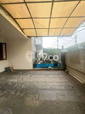 Jual Rumah Mewah Megah Dengan View Eksklusif di Bintaro, Tangerang Selatan Jual Rumah Mewah Megah Dengan View Eksklusif di Bintaro, Tangerang Selatan