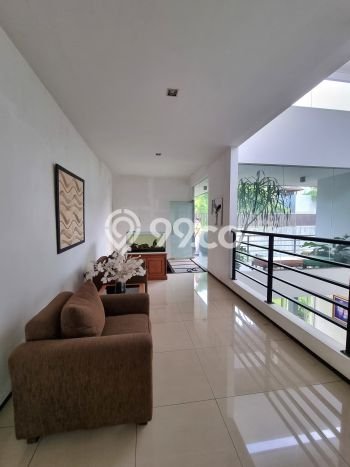 Rumah Luxury Modern Tanpa Renovasi di Pondok Pucung Tangerang Rumah Luxury Modern Tanpa Renovasi di Pondok Pucung Tangerang