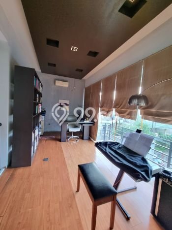 Rumah Luxury Modern Tanpa Renovasi di Pondok Pucung Tangerang Rumah Luxury Modern Tanpa Renovasi di Pondok Pucung Tangerang