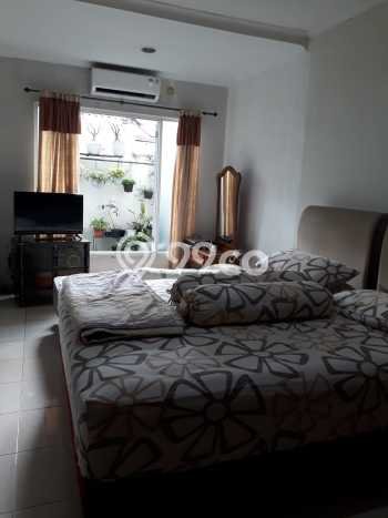 Rumah Minimalis 3 Kamar LT 131m2 di Bintaro Rumah Minimalis 3 Kamar LT 131m2 di Bintaro