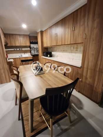 Rumah Elit Modern Tanpa Renovasi di Bintaro Tangerang Selatan Rumah Elit Modern Tanpa Renovasi di Bintaro Tangerang Selatan