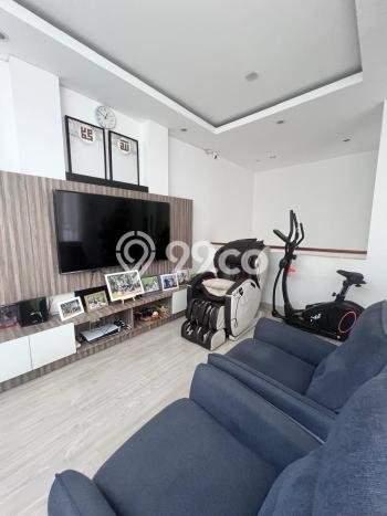 Jual Rumah Luas Elegan Dengan View Cantik di Sektor 9-Bintaro, Tangerang Selatan Jual Rumah Luas Elegan Dengan View Cantik di Sektor 9-Bintaro, Tangerang Selatan