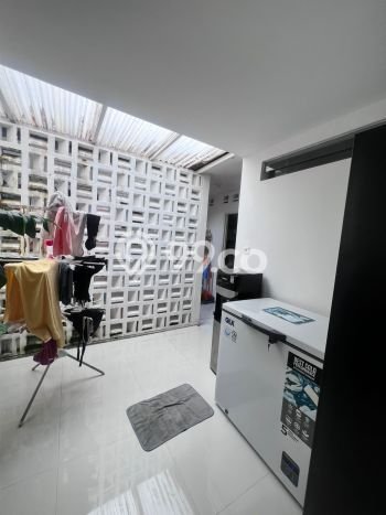 Rumah Elit Modern Siap Huni di BSD Tangerang Rumah Elit Modern Siap Huni di BSD Tangerang