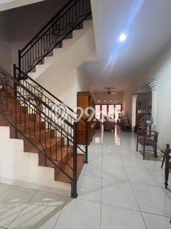 Hunian Elit LB 110m2 Siap Pakai Desain Elegan di Bintaro, Tangerang Selatan Hunian Elit LB 110m2 Siap Pakai Desain Elegan di Bintaro, Tangerang Selatan