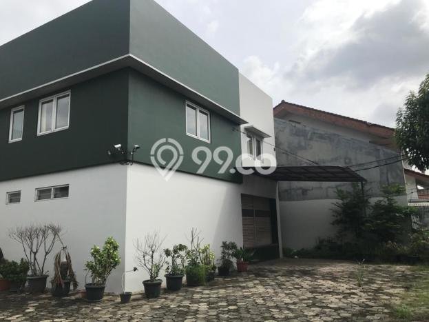 Unit Kantor Dijual di Jakarta Selatan LT 1352m2 & LB 952m2 Unit Kantor Dijual di Jakarta Selatan LT 1352m2 & LB 952m2