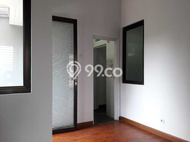 Rumah Luas Asri 3 KT Siap Huni di Pondok Ranji Tangerang Selatan Rumah Luas Asri 3 KT Siap Huni di Pondok Ranji Tangerang Selatan