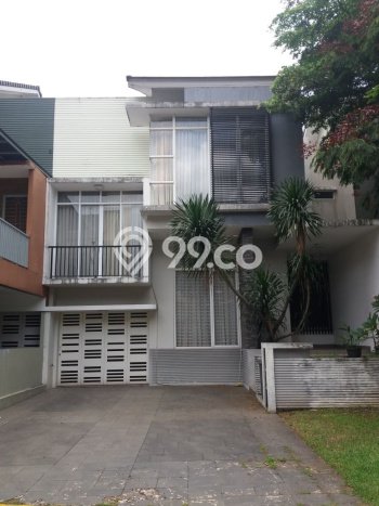 Rumah Mewah LB 200m2 Siap Pakai Desain Elegan di Bintaro, Tangerang Selatan Rumah Mewah LB 200m2 Siap Pakai Desain Elegan di Bintaro, Tangerang Selatan