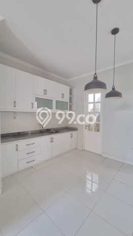 For Sale! Premium House LT 105m2 Desain Elegan di Bintaro For Sale! Premium House LT 105m2 Desain Elegan di Bintaro