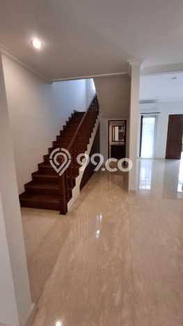 Hunian Elit LB 500m2 Siap Pakai Desain Elegan di Pejaten, Jakarta Selatan Hunian Elit LB 500m2 Siap Pakai Desain Elegan di Pejaten, Jakarta Selatan