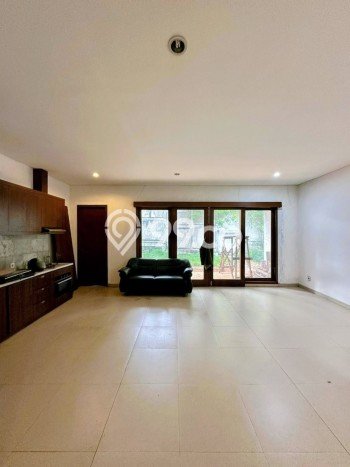 Ready to Use! Premium House LT 280m2 Desain Elegan di Bintaro Ready to Use! Premium House LT 280m2 Desain Elegan di Bintaro