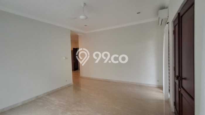 Hunian Elit LB 500m2 Siap Pakai Desain Elegan di Pejaten, Jakarta Selatan Hunian Elit LB 500m2 Siap Pakai Desain Elegan di Pejaten, Jakarta Selatan