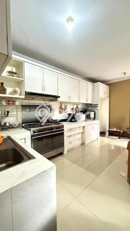 Dijual Rumah Mewah Elegan Dengan View Eksklusif di Bintaro, Tangerang Selatan Dijual Rumah Mewah Elegan Dengan View Eksklusif di Bintaro, Tangerang Selatan