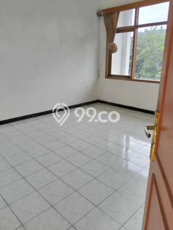 Disewakan Rumah Murah di Dadali Bandung dengan 4 Kamar Tidur Disewakan Rumah Murah di Dadali Bandung dengan 4 Kamar Tidur