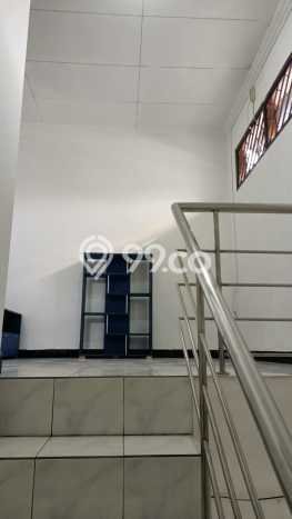 Disewakan! Rumah 3 Kamar Tidur &
2 Kamar Mandi di BKR, Bandung Disewakan! Rumah 3 Kamar Tidur &
2 Kamar Mandi di BKR, Bandung