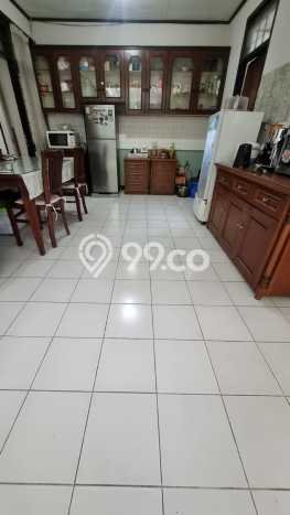Disewakan! Rumah 2 Kamar Tidur &
2 Kamar Mandi di Pasteur, Bandung Disewakan! Rumah 2 Kamar Tidur &
2 Kamar Mandi di Pasteur, Bandung