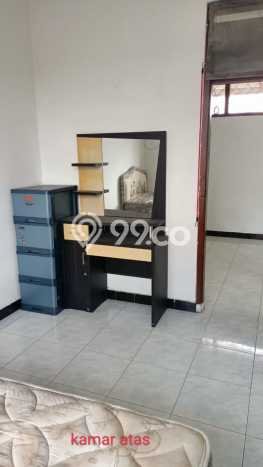 Disewakan! Rumah 3 Kamar Tidur &
2 Kamar Mandi di BKR, Bandung Disewakan! Rumah 3 Kamar Tidur &
2 Kamar Mandi di BKR, Bandung