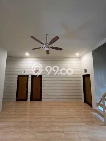 Ready to Use! Luxury House LT 200m2 Desain Modern di Buah Batu Ready to Use! Luxury House LT 200m2 Desain Modern di Buah Batu