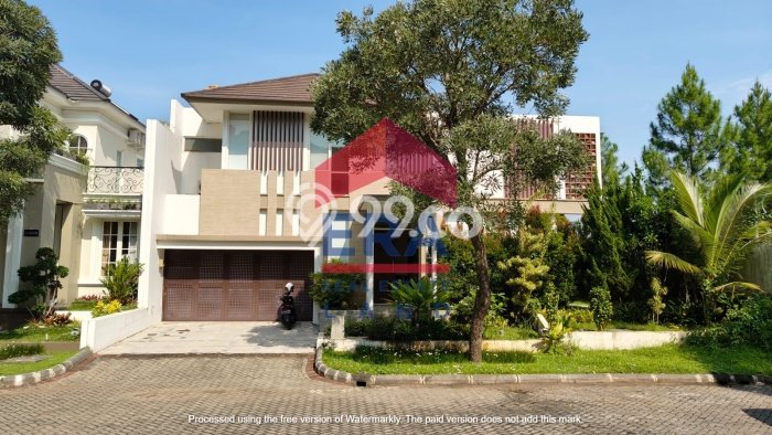 Sewa Rumah Harga Terjangkau di Buring Malang dengan 4 Kamar Tidur Sewa Rumah Harga Terjangkau di Buring Malang dengan 4 Kamar Tidur
