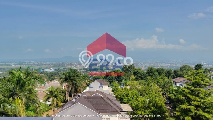 Sewa Rumah Harga Terjangkau di Buring Malang dengan 4 Kamar Tidur Sewa Rumah Harga Terjangkau di Buring Malang dengan 4 Kamar Tidur