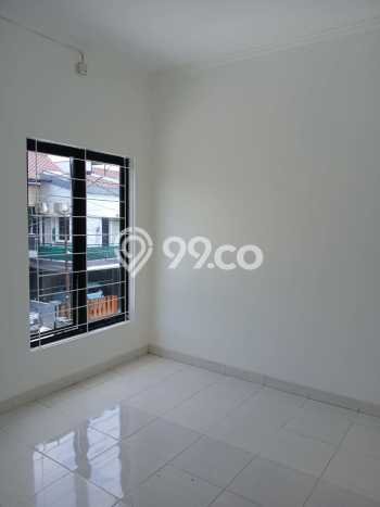 For Sale Rumah 4 Kamar Lokasi Strategis Bagus dan Strategis di Ciputat Timur For Sale Rumah 4 Kamar Lokasi Strategis Bagus dan Strategis di Ciputat Timur