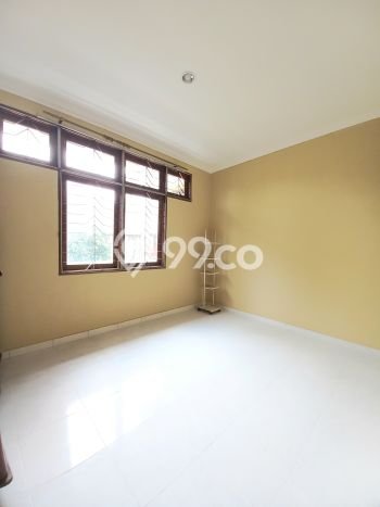 Hunian Mewah LB 500m2 Siap Pakai Desain Elegan di Bintaro, Tangerang Selatan Hunian Mewah LB 500m2 Siap Pakai Desain Elegan di Bintaro, Tangerang Selatan