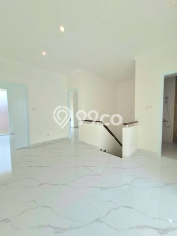 Ready to Use! Luxury House LT 135m2 Desain Elegan di Bintaro Ready to Use! Luxury House LT 135m2 Desain Elegan di Bintaro
