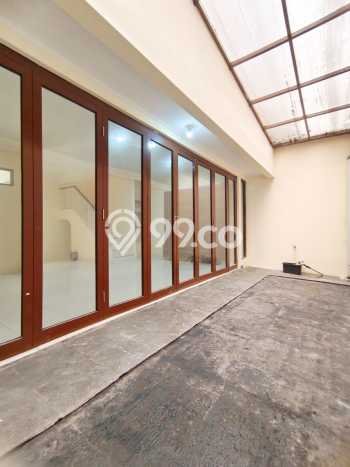 Ready to Use! Premium House LT 150m2 Desain Elegan di Bintaro Ready to Use! Premium House LT 150m2 Desain Elegan di Bintaro