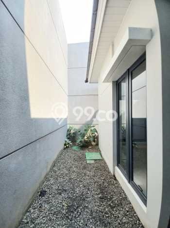 Ready to Use! Luxury House LT 159m2 Desain Modern di Bintaro Ready to Use! Luxury House LT 159m2 Desain Modern di Bintaro