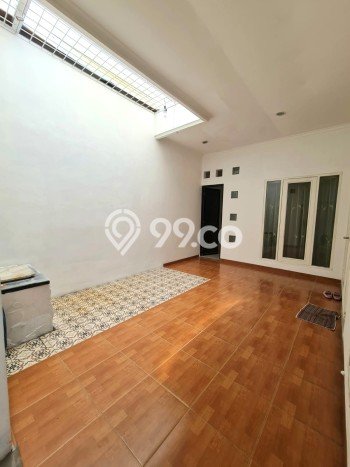 Jual Rumah Eksklusif 3 KT di Graha Raya, Tangerang Selatan Jual Rumah Eksklusif 3 KT di Graha Raya, Tangerang Selatan