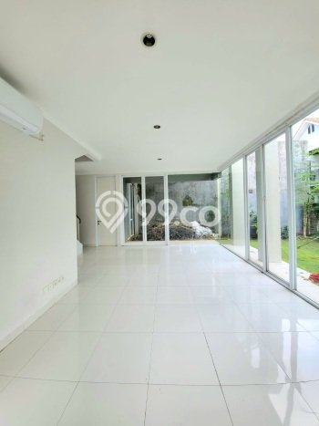 Rumah Elit Modern Tanpa Renovasi di Bintaro Tangerang Selatan Rumah Elit Modern Tanpa Renovasi di Bintaro Tangerang Selatan