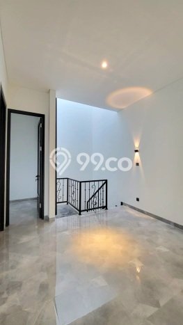 Jual Rumah Mewah Elegan Dengan View Eksklusif di Bintaro, Tangerang Selatan Jual Rumah Mewah Elegan Dengan View Eksklusif di Bintaro, Tangerang Selatan