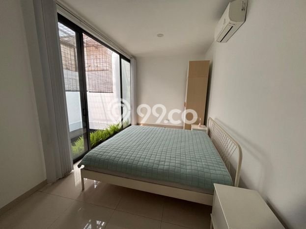 Jual Rumah Luas Elegan Dengan View Eksklusif di Bintaro, Tangerang Selatan Jual Rumah Luas Elegan Dengan View Eksklusif di Bintaro, Tangerang Selatan