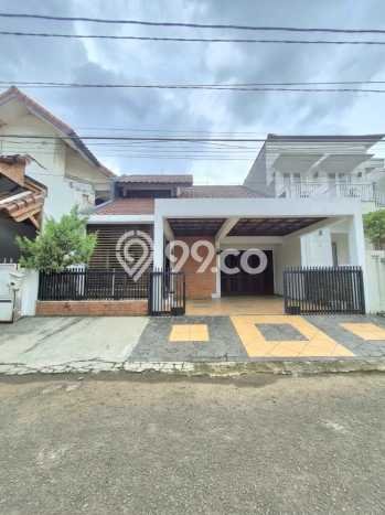 Rumah Mewah LB 200m2 Siap Huni Desain Elegan di Bintaro, Tangerang Selatan Rumah Mewah LB 200m2 Siap Huni Desain Elegan di Bintaro, Tangerang Selatan