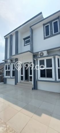 Rumah Elit Modern Siap Huni di Bintaro Tangerang Selatan Rumah Elit Modern Siap Huni di Bintaro Tangerang Selatan