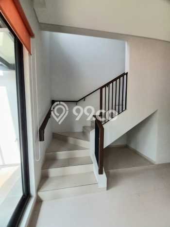 Ready to Use! Luxury House LT 159m2 Desain Modern di Bintaro Ready to Use! Luxury House LT 159m2 Desain Modern di Bintaro