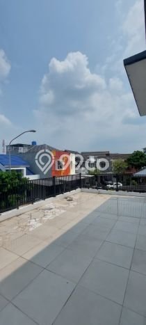 Rumah Elit Modern Siap Huni di Bintaro Tangerang Selatan Rumah Elit Modern Siap Huni di Bintaro Tangerang Selatan